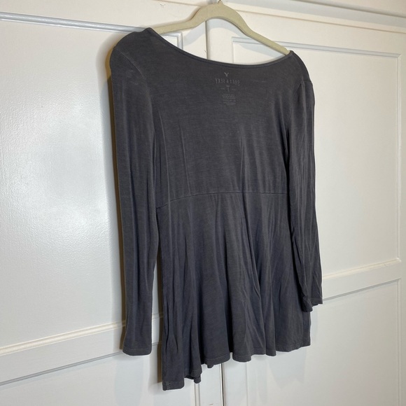 Top - Picture 3 of 3